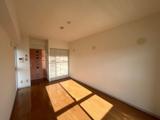 岩田ビルの居間写真