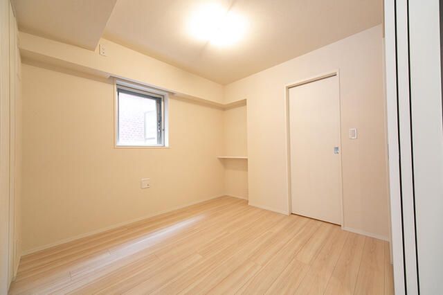 その他部屋・スペース　落ち着いて過ごせるお部屋なので、寝室にいかがでしょうか