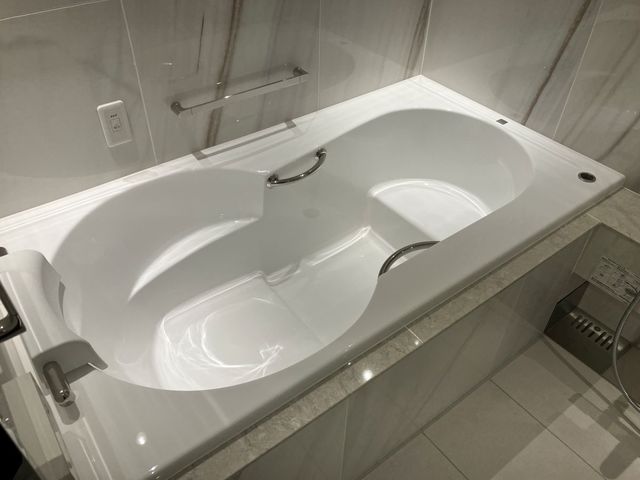 バス・シャワールーム　※写真は同タイプ住戸です。