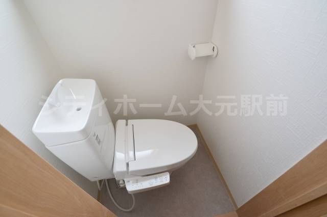 トイレ　ウォシュレット付！