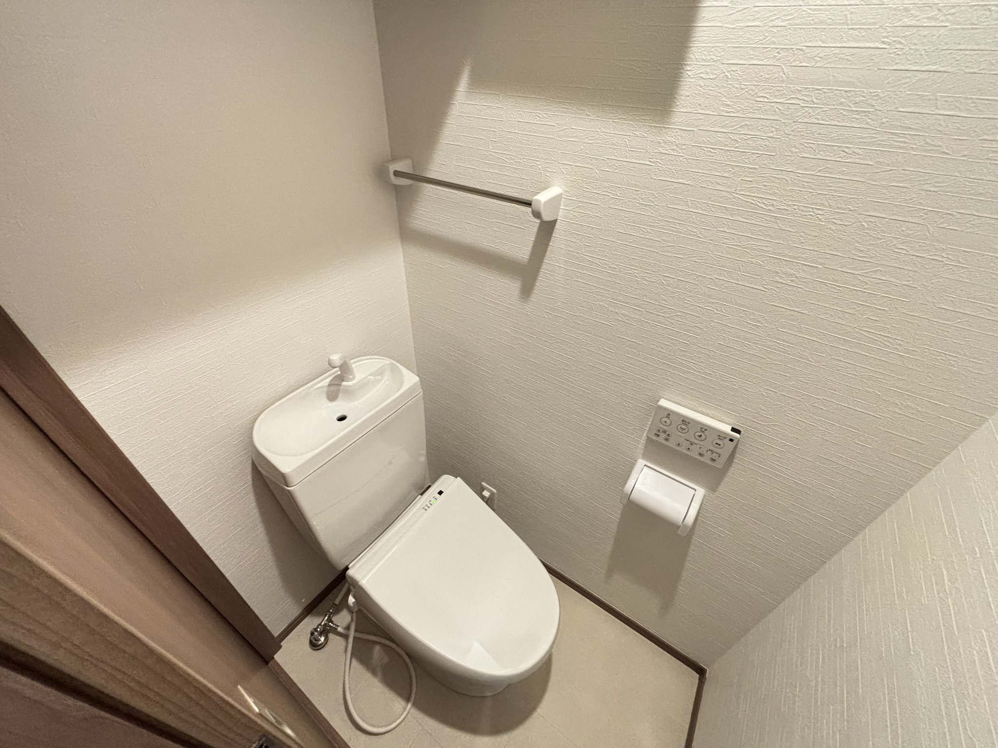 仙台市地下鉄南北線 台原駅 徒歩9分 3階建 築1年のトイレ写真