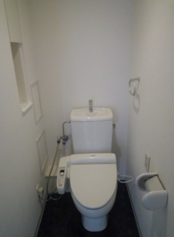 トイレ　別部屋参考写真