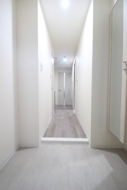 玄関　※同じ間取りのお部屋のお写真です。