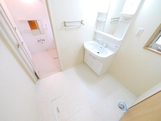 洗面設備　洗面所です