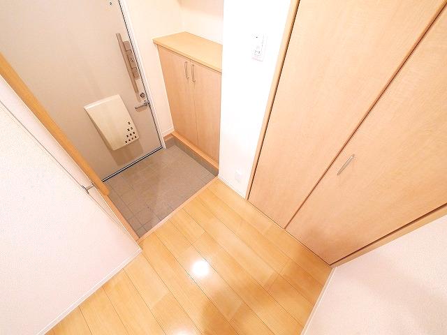 玄関　シンプルで使いやすい玄関です