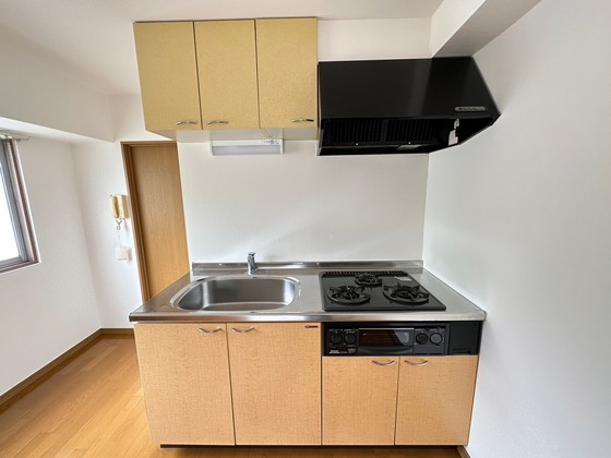 キッチン　※別部屋の写真です