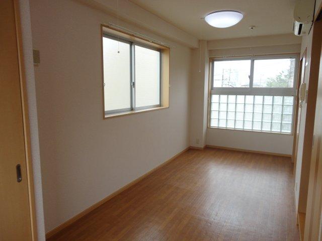 Maison Tの内装写真