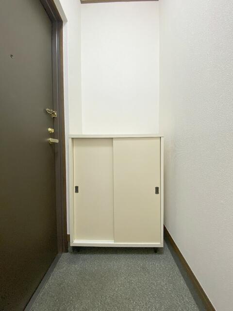 玄関　シューズＢＯＸ設置済み♪