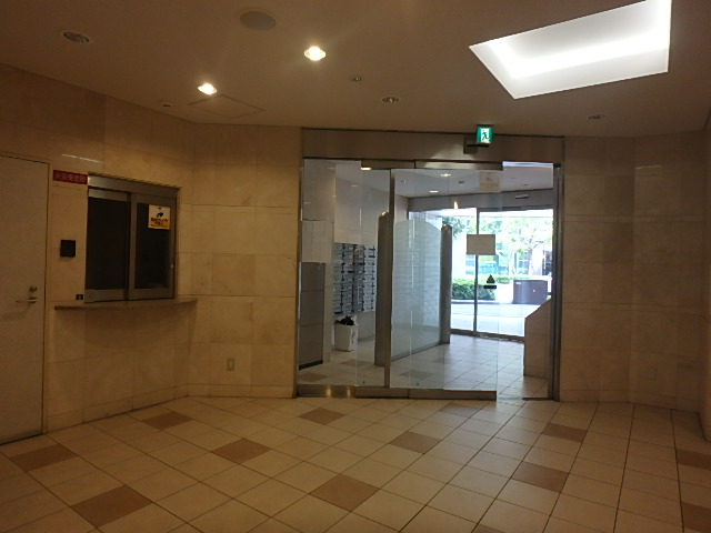 グレンパーク新大阪IIの外観写真