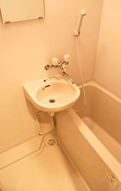 バス・シャワールーム　家具家電付きのお部屋です