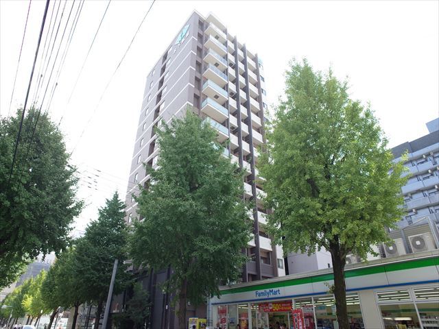 リーブル 博多駅前の外観写真