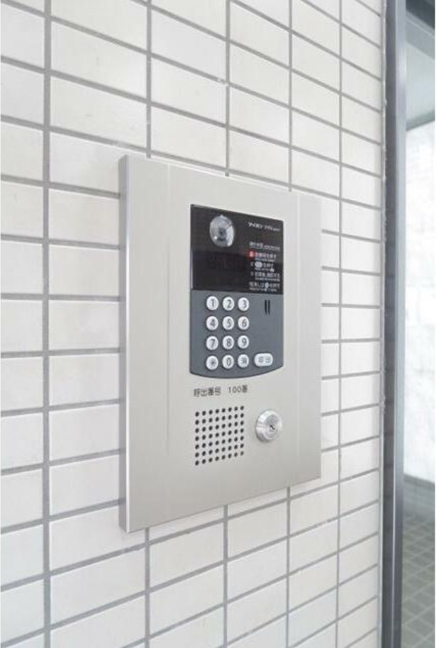 セキュリティ　安心のオートロックです。