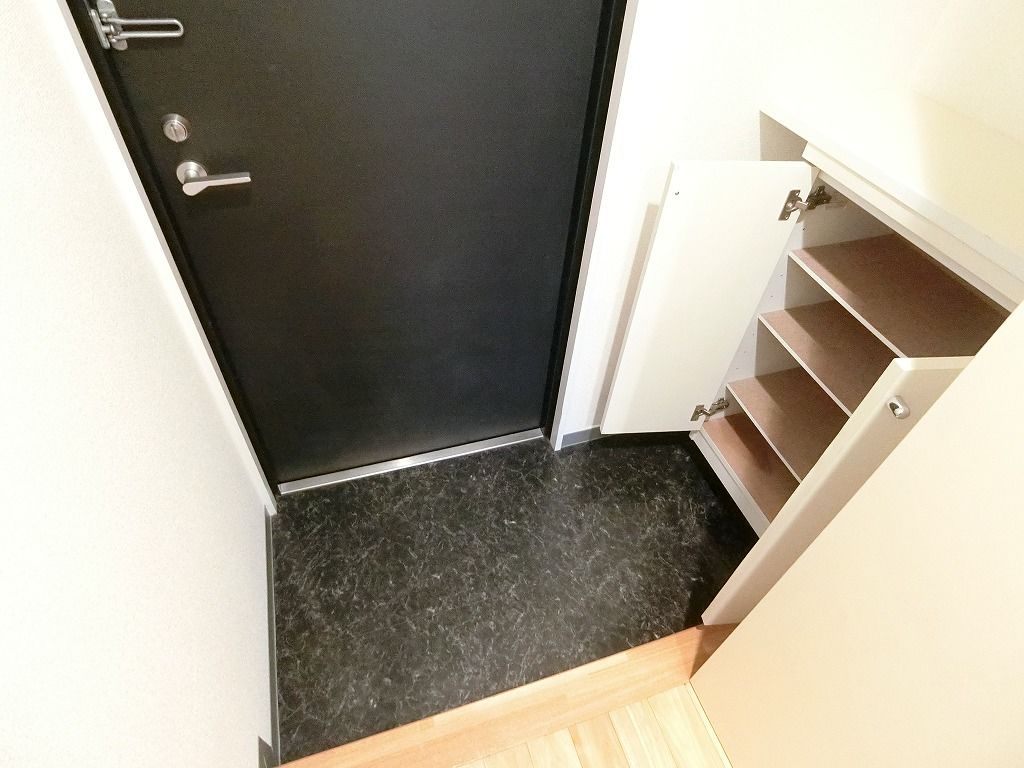 玄関　シューズＢＯＸのある玄関