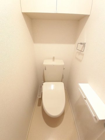 トイレ　ゆったりとした空間のトイレです