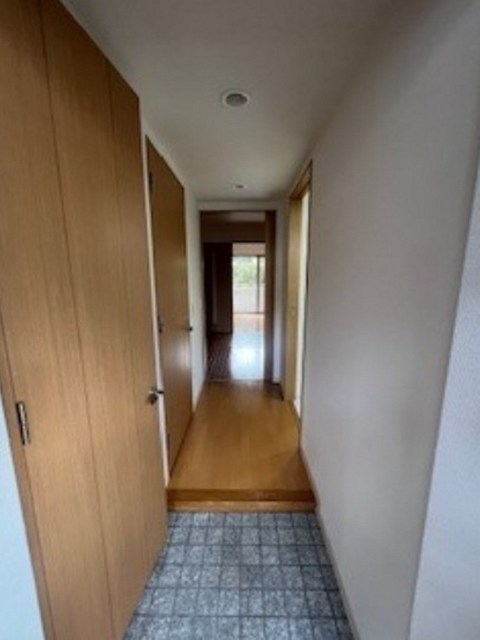 玄関　別部屋同仕様タイプ