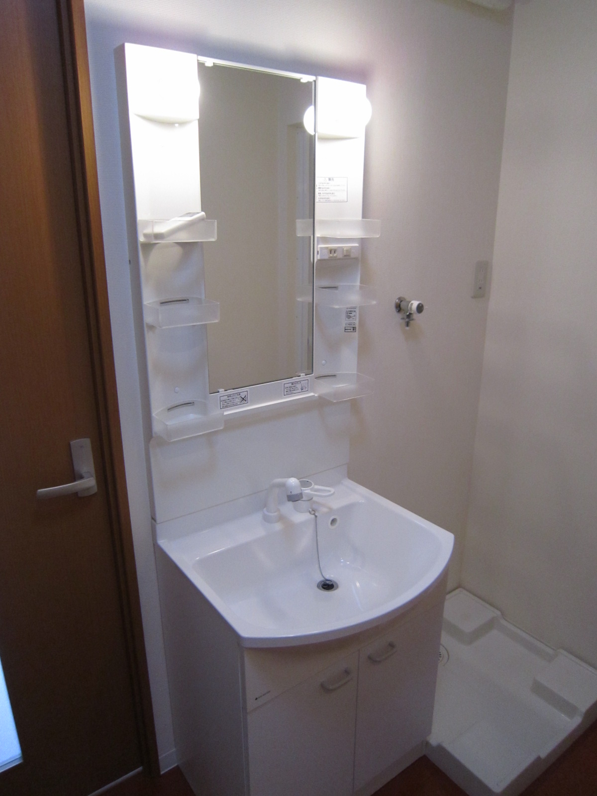 洗面設備　シャンプードレッサー