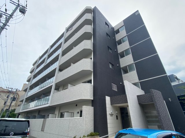 神戸市東灘区御影塚町のマンションの建物外観