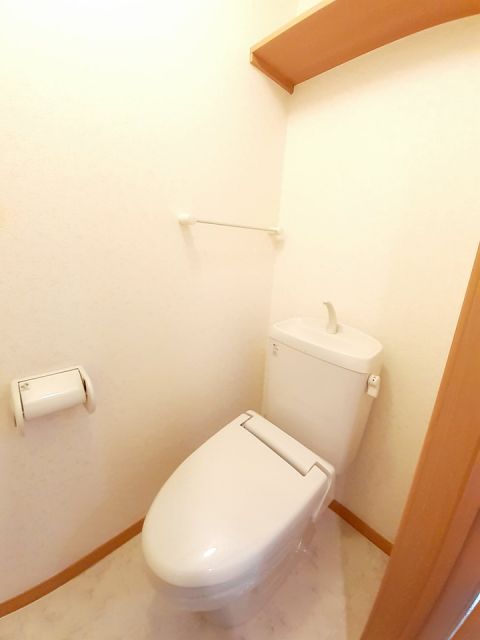 【富士市柚木のアパートのトイレ】