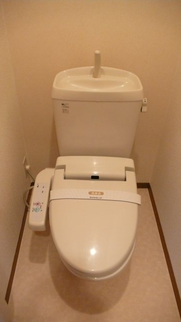 【セジュール喜多Gのトイレ】
