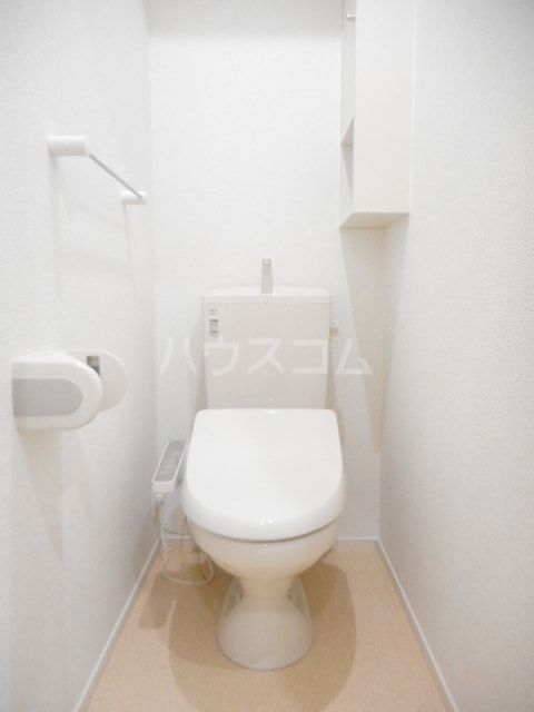【富士市五貫島のアパートのトイレ】