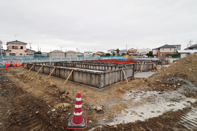 【筑西市下中山のアパートの建物外観】