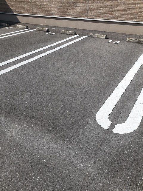 【ミルト久米Ａの駐車場】