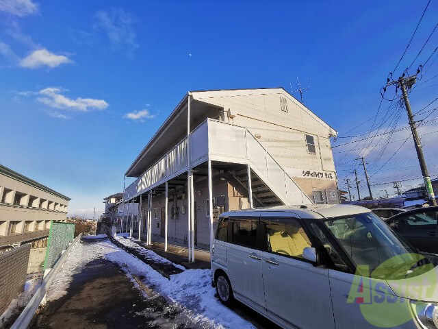 塩竈市玉川のアパートの建物外観