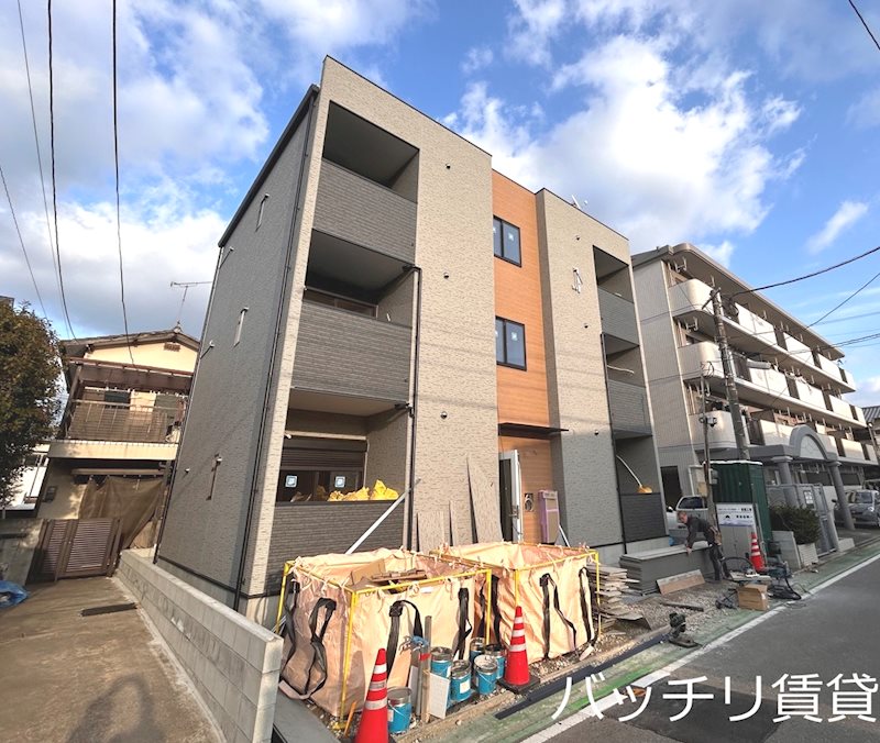 【福岡市博多区相生町のアパートの建物外観】