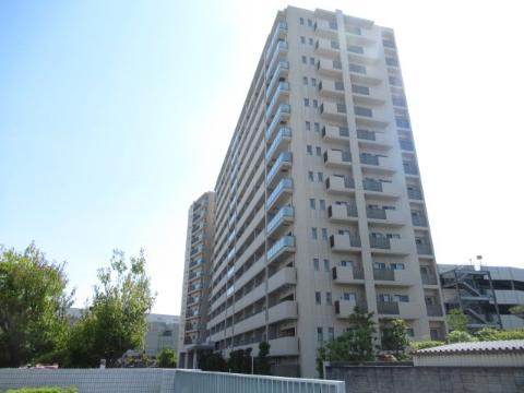 ロジュマン茨木　建物外観　外観写真（昼）