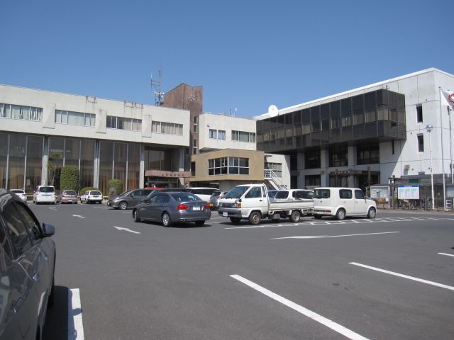 役所　伊奈町役場（役所）まで852m