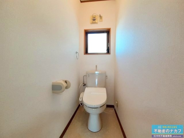 トイレ　※過去の室内写真のため現況と異なる場合があります