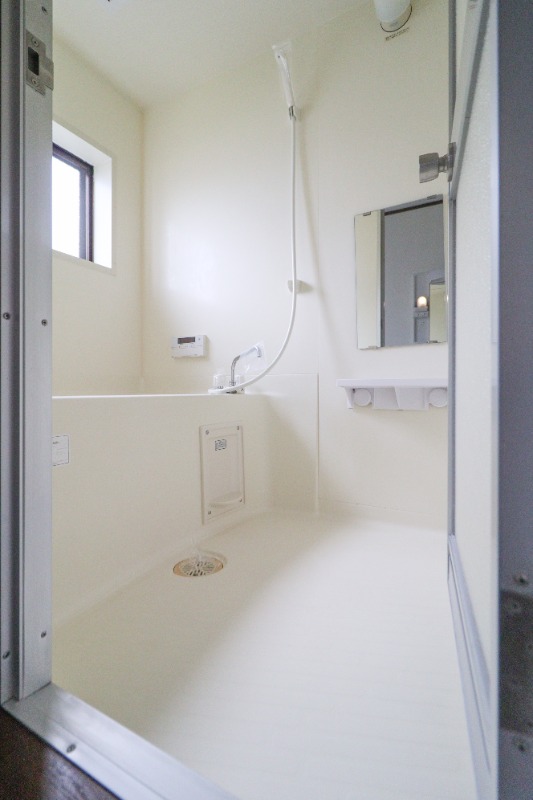 バス・シャワールーム　図面と現状に相違がある場合には現状を優先