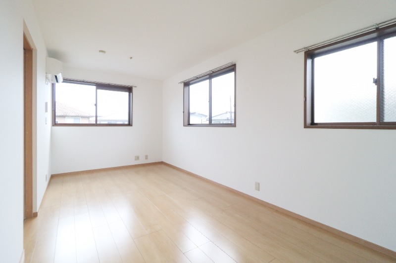 居室・リビング　図面と現状に相違がある場合には現状を優先