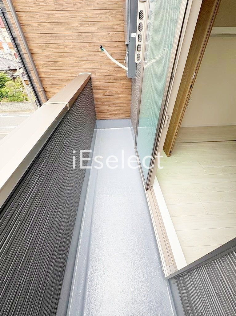 バルコニー　お洗濯物はこちらで