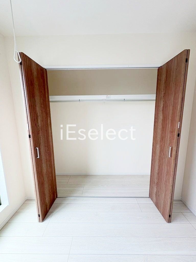 収納　洋服もかけられるクローゼット♪