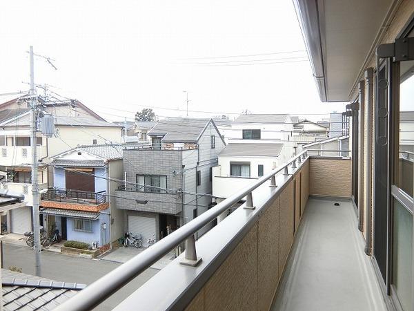 バルコニー　南向きバルコニー！