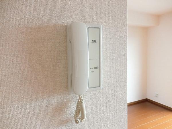 その他設備　インターホン付き！