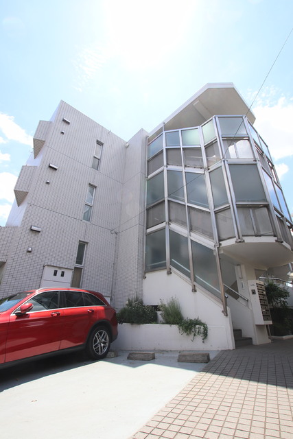 駐車場　★駐車場★（空き状況・使用料等詳細はご確認下さい）