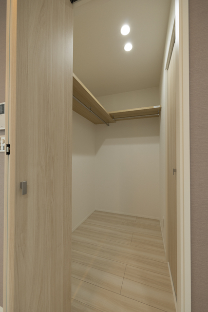 収納　収納量豊富なウォークインクローゼット