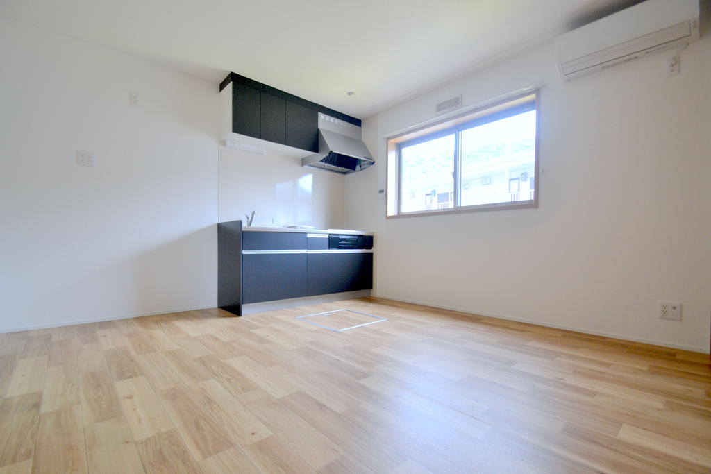 居室・リビング　ユアメゾン温品（2022年築）