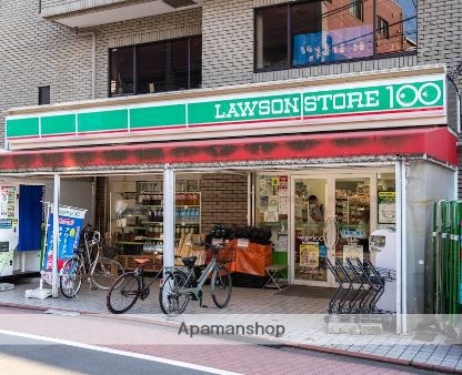 コンビニ　ローソンストア１００（コンビニ）まで147m