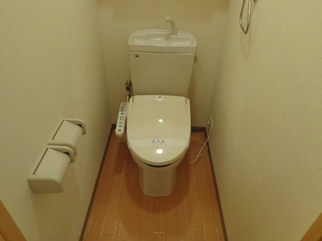 トイレ　シャワー付トイレ