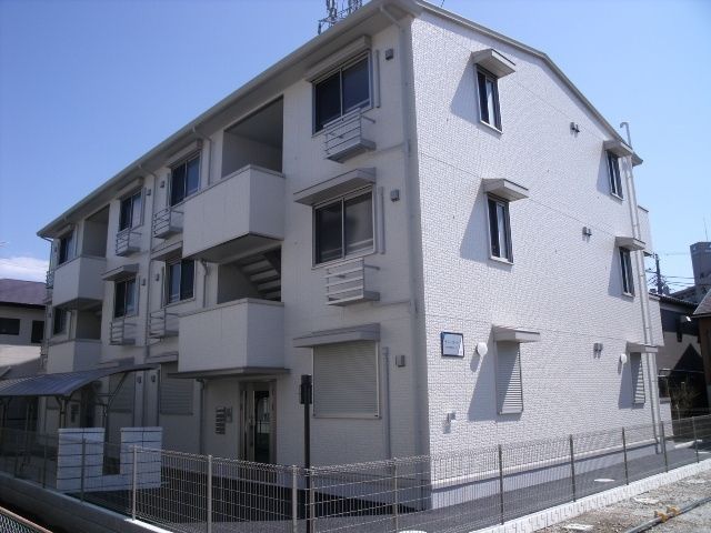 建物外観　ハウスメーカー施工の物件です