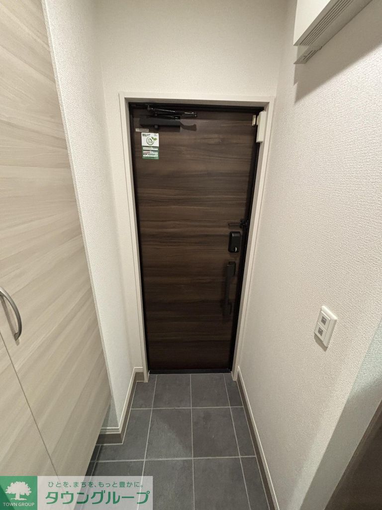 セレスティア西瑞江の玄関写真