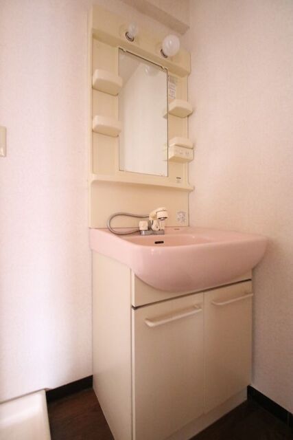 洗面設備　同建物内別室の参考写真です。※現況優先