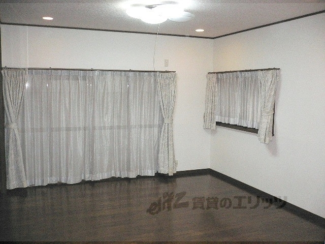 居室・リビング　洋室