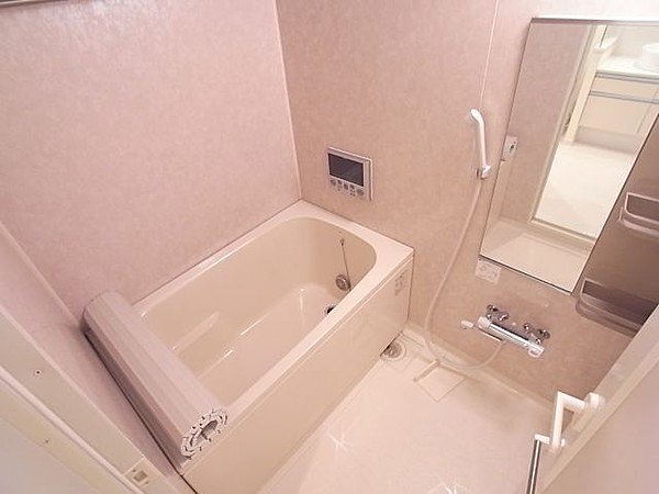 バス・シャワールーム　※同物件別部屋参照