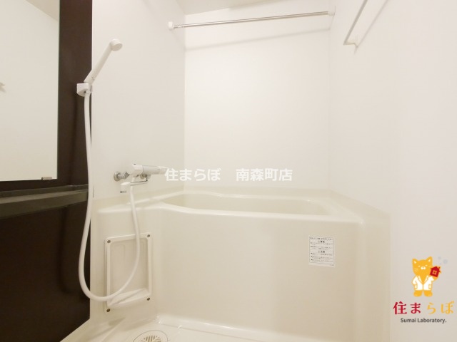 バス・シャワールーム　「見た目じゃなく、心に“しっくりくる”を大切に。」