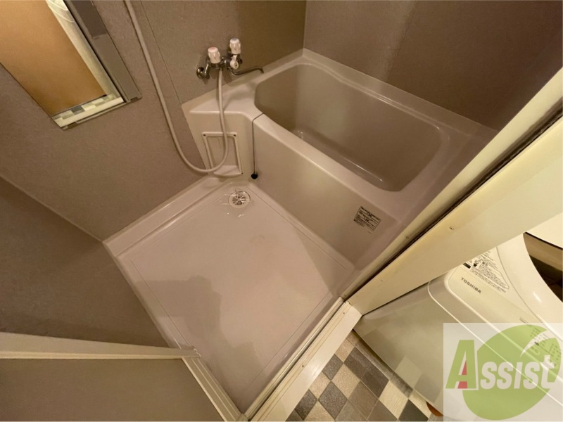 バス・シャワールーム　お風呂です。ゆっくりお風呂につかるのも体に良いですね～