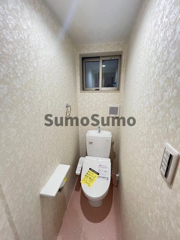 トイレ　トイレもきれいです